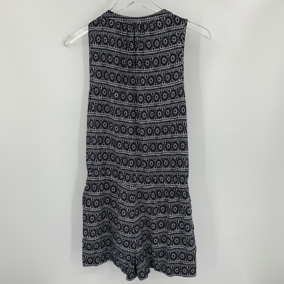 Loft black white circle romper shorts sleeveless X-Small - Picture 3 of 5